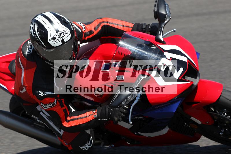 Archiv-2022/40 18.07.2022 Plüss Moto Sport ADR/Einsteiger/21